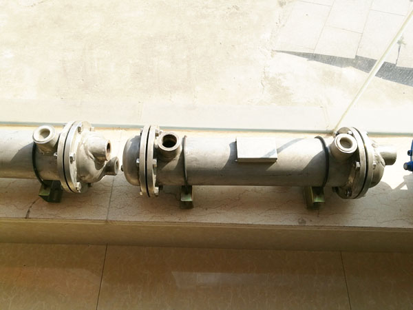 GLC不銹鋼列管式冷卻器樣品展示 GLC不銹鋼列管式冷卻器樣品展示